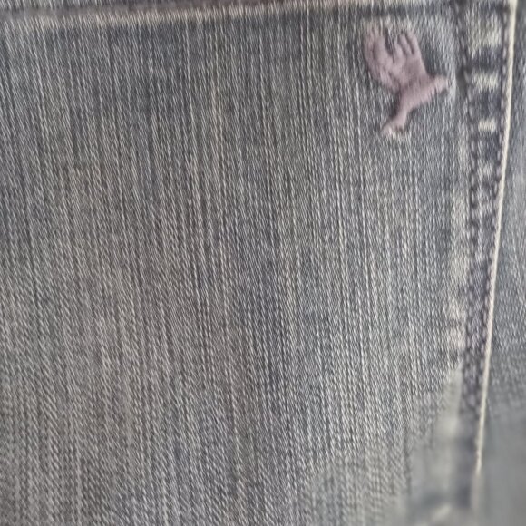 'Martha Stewart' Embroidered Cuffed Mid wash Denim Jeans Size 2 EUC - Picture 10 of 16